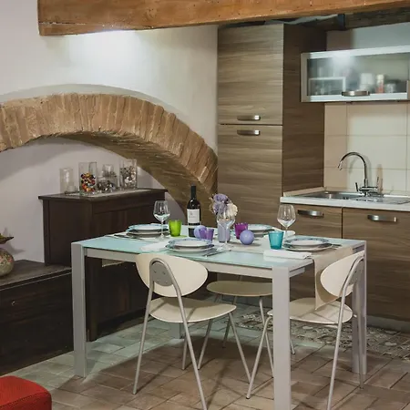 Bargello House By Francigenaapartments *
