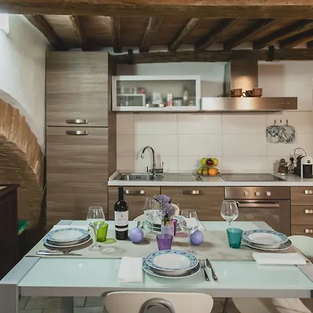 Bargello House By Francigenaapartments Apartmán