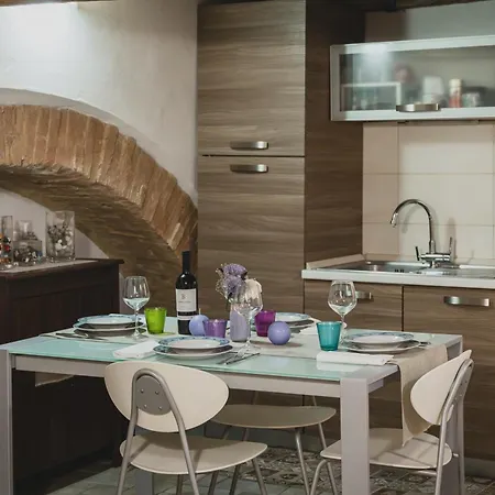 Bargello House By Francigenaapartments Apartmán Siena